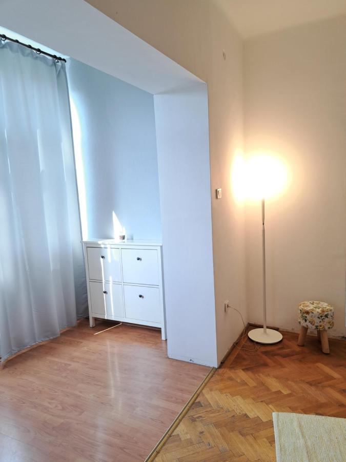 Anastasia Bratianu 24 A Self Check From 2 Pm Appartement Bucarest