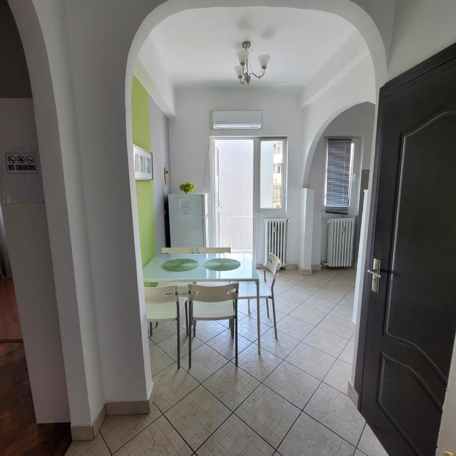 Anastasia Bratianu 24 A Self Check From 2 Pm Appartement Bucarest